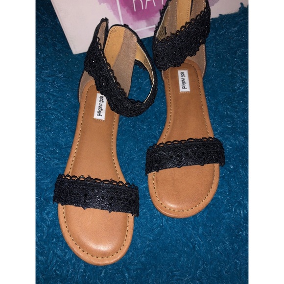 ❤️ S O L D❤️ Brand New Not Rated Sandals🖤:) - Picture 3 of 4